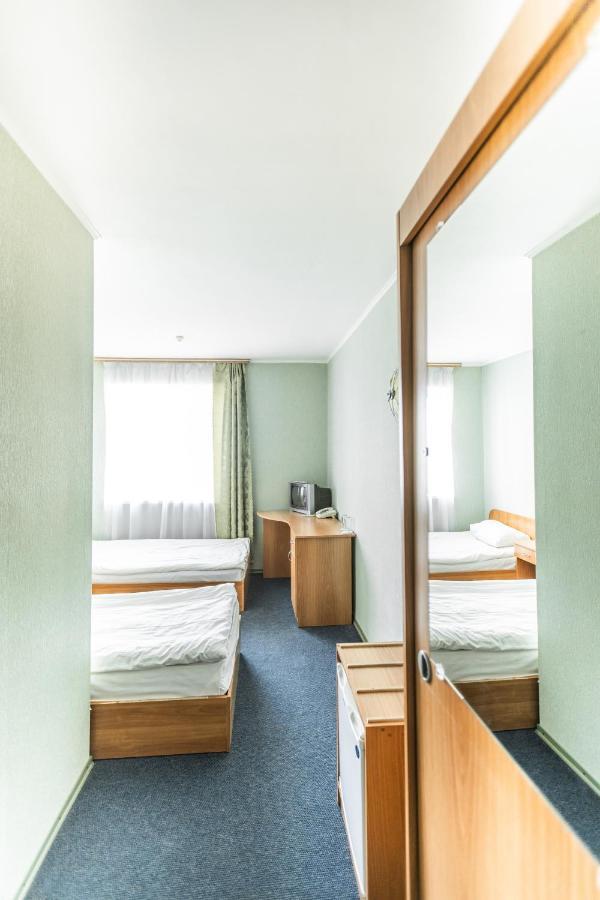 Nikotel Hotel Mykolaïv Extérieur photo