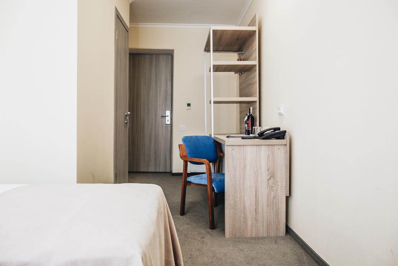 Nikotel Hotel Mykolaïv Extérieur photo